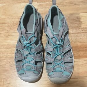 Keen Moxie Girl Water Sandals Youth Hiking Ocean Wave Vapor Teal Girls Size 2